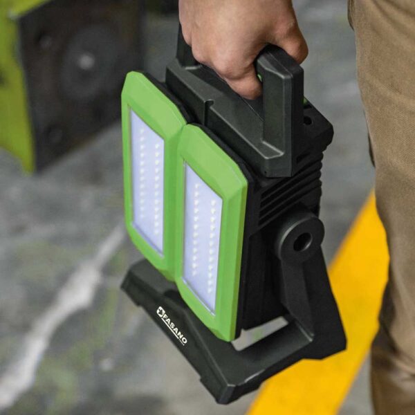 LAMPADA PORTATILE A LED